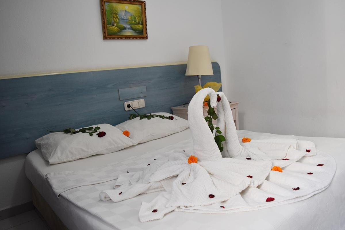 Ares Hotel Kemer Habitación foto